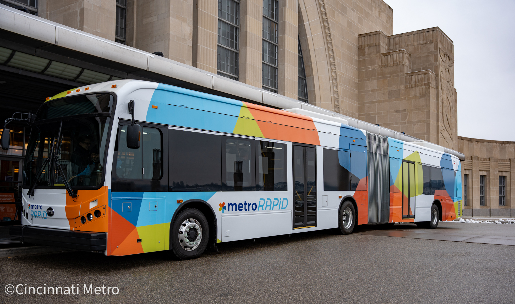 cincinnati-metro-unveils-upcoming-brt-system-passenger-transport